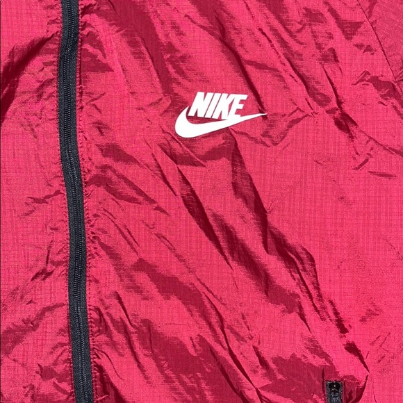Red Nike wind breaker jacket - Picture 2 of 6